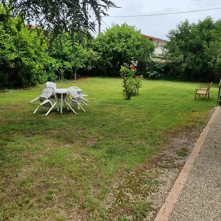 2 Independantes Dans Maison De Maitre 招待所 3*